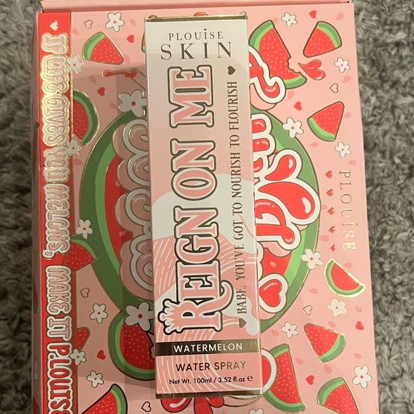 P.Louise Reign On Me Watermelon Water Spray - Picture 1 of 4